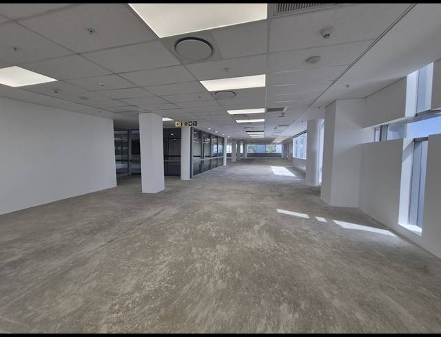 695M² OFFICE TO LET IN SANDTON CENTRAL